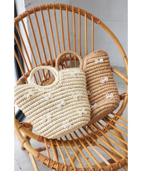 tocco closet（トッコ　クローゼット）の「【ZOZO限定】パールリボンカゴバック（かごバッグ・レディース・ベージュ/ブラウン・FREE）」の16枚目の写真