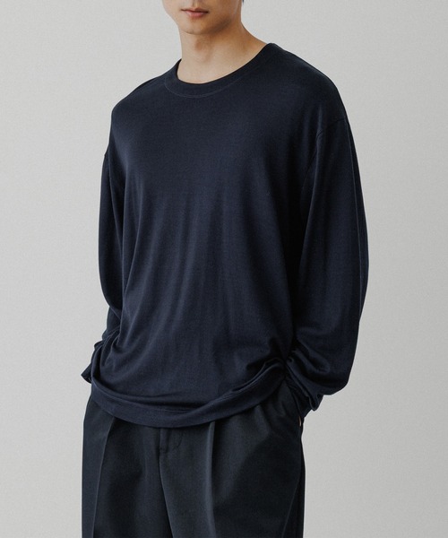 ADAM ET ROPE'(アダムエロペ)の「【NIKKE】ウール天竺 ロングスリーブ ニットTシャツ(Tシャツ/カットソー・メンズ・ネイビー/ブラック・M/L)」の2枚目の写真