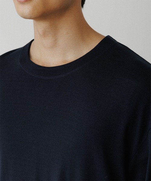 ADAM ET ROPE'(アダムエロペ)の「【NIKKE】ウール天竺 ロングスリーブ ニットTシャツ(Tシャツ/カットソー・メンズ・ネイビー/ブラック・M/L)」の8枚目の写真