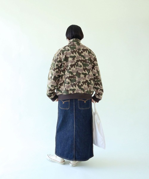 PAR ICI（パーリッシィ）の「迷彩ジャカード スウィングトップ（ブルゾン・レディース・カーキ・FREE）」の7枚目の写真