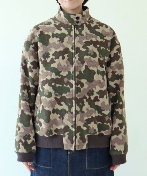 PAR ICI（パーリッシィ）の「迷彩ジャカード スウィングトップ（ブルゾン・レディース・カーキ・FREE）」の8枚目の写真