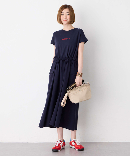 Petit Honfleur（プチオンフルール）の「カーゴドッキングワンピース【接触冷感】（ワンピース・レディース・グレー/ネイビー・M/L）」の2枚目の写真