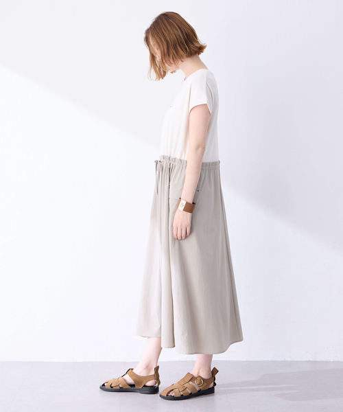 Petit Honfleur（プチオンフルール）の「カーゴドッキングワンピース【接触冷感】（ワンピース・レディース・グレー/ネイビー・M/L）」の7枚目の写真