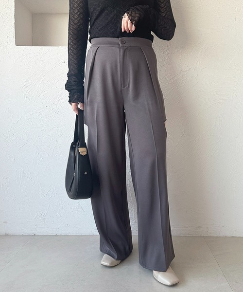 apres jour(アプレジュール)の「カットアウトストレートスラックスパンツ(その他パンツ・レディース・ライトベージュ/ブラック/チャコールグレー・X-LARGE/MEDIUM)」の13枚目の写真