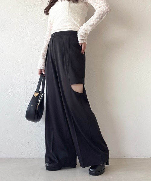 apres jour(アプレジュール)の「カットアウトストレートスラックスパンツ(その他パンツ・レディース・ライトベージュ/ブラック/チャコールグレー・X-LARGE/MEDIUM)」の5枚目の写真