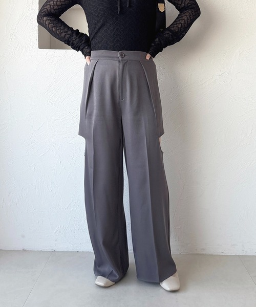 apres jour(アプレジュール)の「カットアウトストレートスラックスパンツ(その他パンツ・レディース・ライトベージュ/ブラック/チャコールグレー・X-LARGE/MEDIUM)」の16枚目の写真