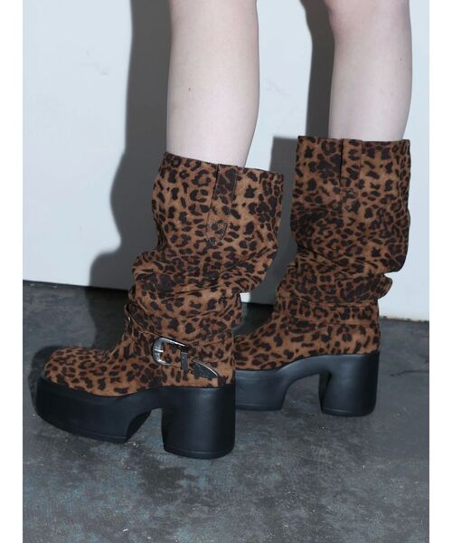 EVRIS（エヴリス）の「フェイクスウェードエンジニアブーツ（ブーツ・レディース・その他1/ブラック・SMALL/MEDIUM/LARGE）」の22枚目の写真