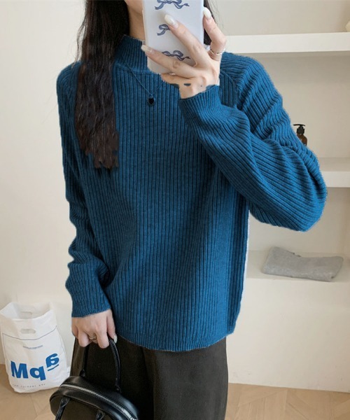 shoppinggo(ショッピングゴー)の「ニットトップス レディース 長袖 リブニット ハイネック 無地 薄手 セーター オフィス OL(ニット/セーター・レディース・ブルー/キャメル/ワインレッド/ベージュ/ブラック・FREE)」の4枚目の写真