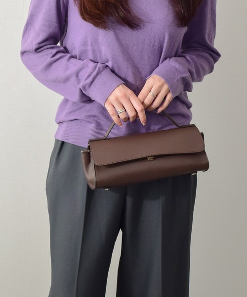 LORISTELLA（ロリステッラ）の「【LORISTELLA】レザーワイドフラップバッグ(Q56470)（ハンドバッグ・レディース・ダークブラウン/ブラック・ALL）」の2枚目の写真