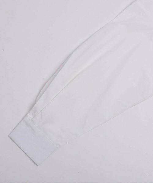 AMELY(エミリー)の「ボリュームスリーブショート丈ハイネックブラウス(シャツ/ブラウス・レディース・ブラック/ホワイト・M/L)」の20枚目の写真