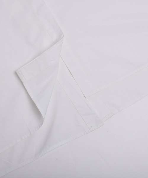 AMELY(エミリー)の「ボリュームスリーブショート丈ハイネックブラウス(シャツ/ブラウス・レディース・ブラック/ホワイト・M/L)」の3枚目の写真