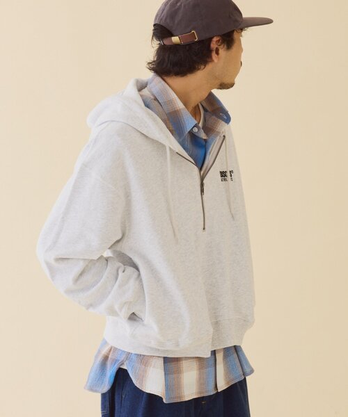 DISCUS（ディスカス）の「【DISCUS】裏毛ハーフジップパーカー（パーカー・レディース・レッド/グレー/ネイビー・LARGE/MEDIUM/SMALL）」の15枚目の写真