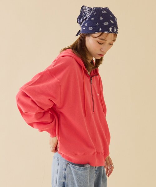 DISCUS（ディスカス）の「【DISCUS】裏毛ハーフジップパーカー（パーカー・レディース・レッド/グレー/ネイビー・LARGE/MEDIUM/SMALL）」の4枚目の写真