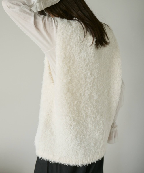 Libra Cue（リブラ キュー）の「Vネックニットジレ（ベスト・レディース・アイボリー・FREE）」の7枚目の写真