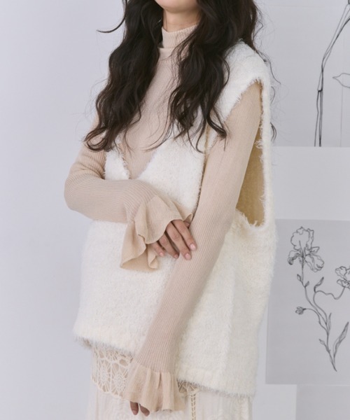 Libra Cue（リブラ キュー）の「Vネックニットジレ（ベスト・レディース・アイボリー・FREE）」の18枚目の写真