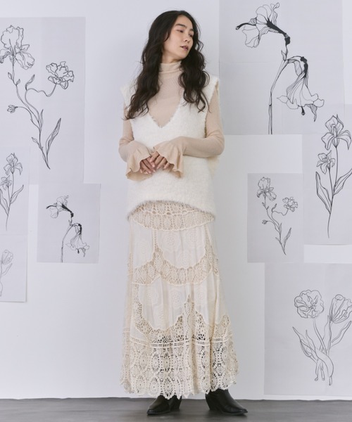 Libra Cue（リブラ キュー）の「Vネックニットジレ（ベスト・レディース・アイボリー・FREE）」の20枚目の写真