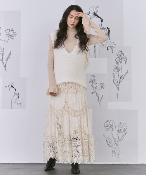 Libra Cue（リブラ キュー）の「Vネックニットジレ（ベスト・レディース・アイボリー・FREE）」の21枚目の写真