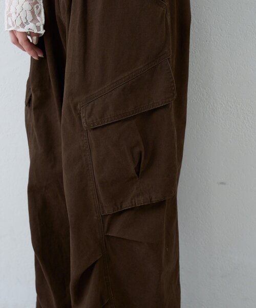 Kastane(カスタネ)の「【2サイズ展開/低身長サイズ】ダックカーゴパンツ(カーゴパンツ・レディース・ブラック/ブラウン・0/1)」の16枚目の写真
