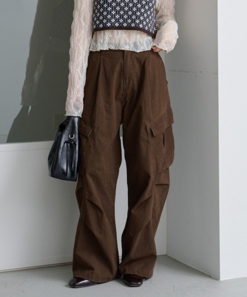 Kastane(カスタネ)の「【2サイズ展開/低身長サイズ】ダックカーゴパンツ(カーゴパンツ・レディース・ブラック/ブラウン・0/1)」の1枚目の写真