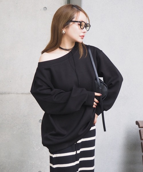 LAULEN(ローレン)の「oversize sweat pullover /クルーネックオーバーサイズスウェット長袖プルオーバー(スウェット・レディース・アイボリー/ブラック・FREE)」の1枚目の写真