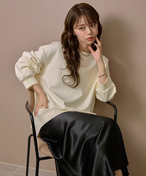 LAULEN(ローレン)の「oversize sweat pullover /クルーネックオーバーサイズスウェット長袖プルオーバー(スウェット・レディース・アイボリー/ブラック・FREE)」の3枚目の写真