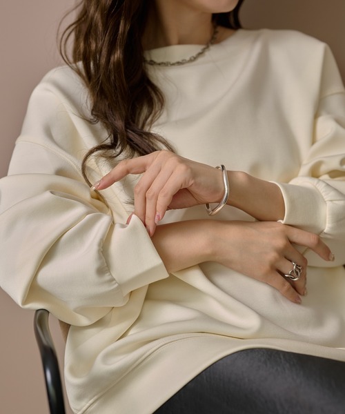 LAULEN(ローレン)の「oversize sweat pullover /クルーネックオーバーサイズスウェット長袖プルオーバー(スウェット・レディース・アイボリー/ブラック・FREE)」の6枚目の写真