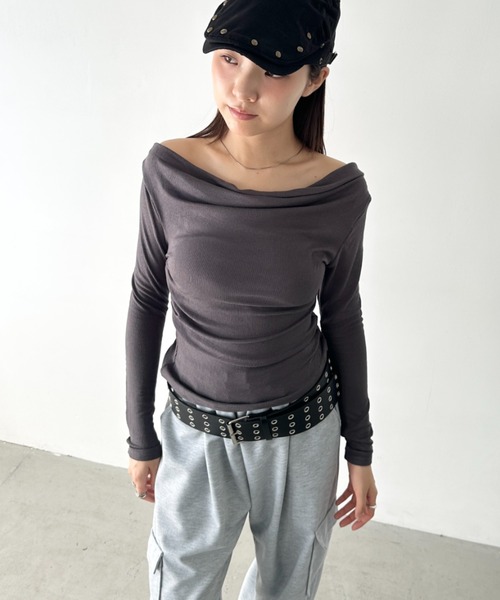 Bamm(バム)の「カウルネックドレープコンパクトトップス(Tシャツ/カットソー・レディース・ベージュ/ホワイト/ブラウン/ブラック/グレー・FREE)」の15枚目の写真