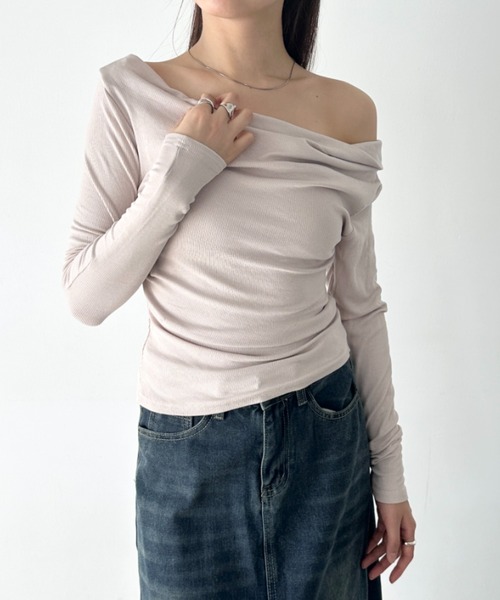 Bamm(バム)の「カウルネックドレープコンパクトトップス(Tシャツ/カットソー・レディース・ベージュ/ホワイト/ブラウン/ブラック/グレー・FREE)」の19枚目の写真