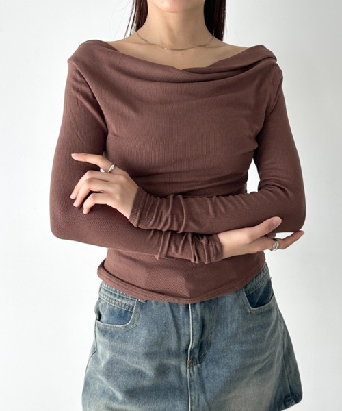 Bamm(バム)の「カウルネックドレープコンパクトトップス(Tシャツ/カットソー・レディース・ベージュ/ホワイト/ブラウン/ブラック/グレー・FREE)」の16枚目の写真