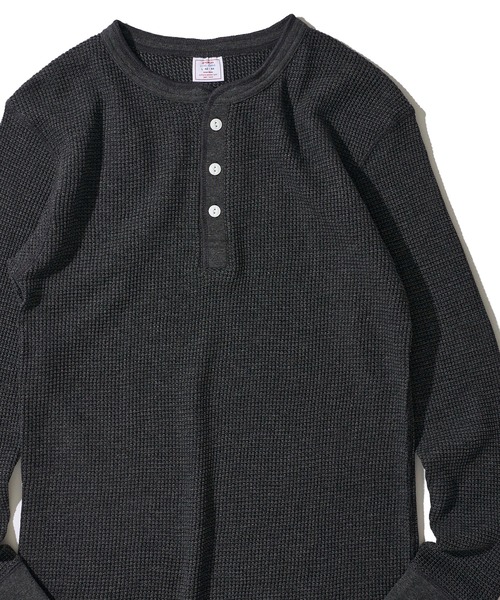 JEMORGAN（ジェーイーモーガン）の「【JEMORGAN / ジェイモーガン】ワッフル ヘンリーネック ロングスリーブ Tシャツ / サーマル カットソー（Tシャツ/カットソー・メンズ・ネイビー/カーキ/グレー/チャコールグレー/ナチュラル/ホワイト/ブラック・MEDIUM/X-LARGE/LARGE）」の3枚目の写真