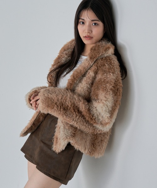 RAY CASSIN（レイカズン）の「ボアジップブルゾン（ブルゾン・レディース・ブラウン/アイボリー/ベージュ系その他2/ブラウン系その他2・FREE）」の4枚目の写真