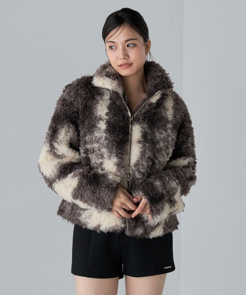 RAY CASSIN（レイカズン）の「ボアジップブルゾン（ブルゾン・レディース・ブラウン/アイボリー/ベージュ系その他2/ブラウン系その他2・FREE）」の5枚目の写真