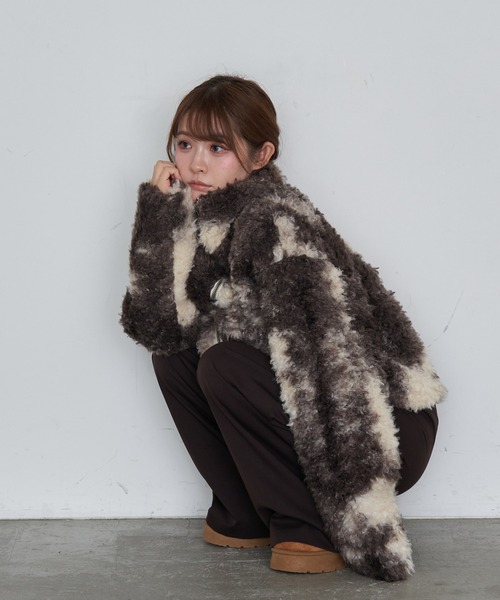 RAY CASSIN（レイカズン）の「ボアジップブルゾン（ブルゾン・レディース・ブラウン/アイボリー/ベージュ系その他2/ブラウン系その他2・FREE）」の12枚目の写真