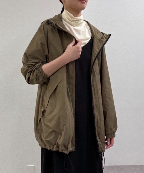 earthy(アーシー)の「マウンテンパーカー(その他アウター・レディース・ベージュ/カーキ・SMALL/MEDIUM)」の11枚目の写真