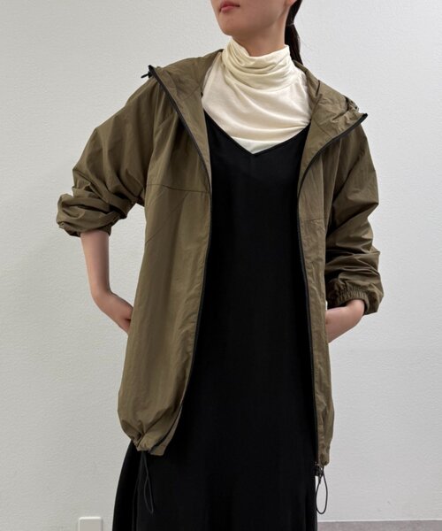 earthy(アーシー)の「マウンテンパーカー(その他アウター・レディース・ベージュ/カーキ・SMALL/MEDIUM)」の12枚目の写真