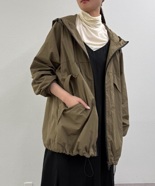 earthy(アーシー)の「マウンテンパーカー(その他アウター・レディース・ベージュ/カーキ・SMALL/MEDIUM)」の13枚目の写真