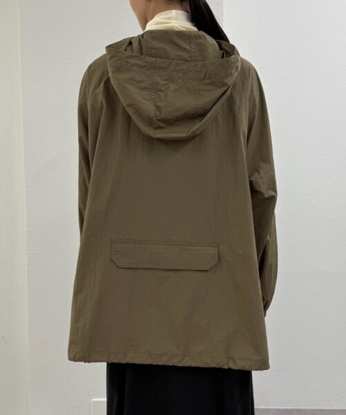 earthy(アーシー)の「マウンテンパーカー(その他アウター・レディース・ベージュ/カーキ・SMALL/MEDIUM)」の16枚目の写真