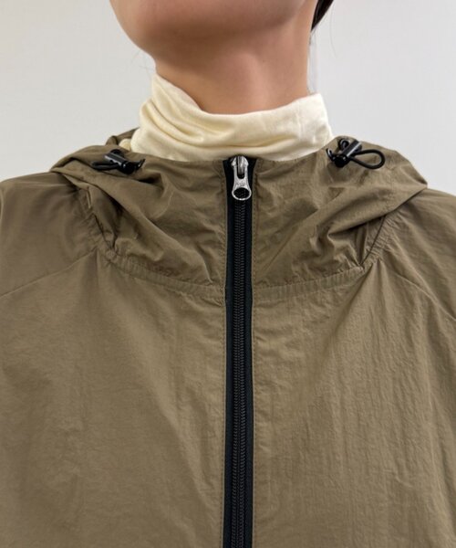 earthy(アーシー)の「マウンテンパーカー(その他アウター・レディース・ベージュ/カーキ・SMALL/MEDIUM)」の17枚目の写真