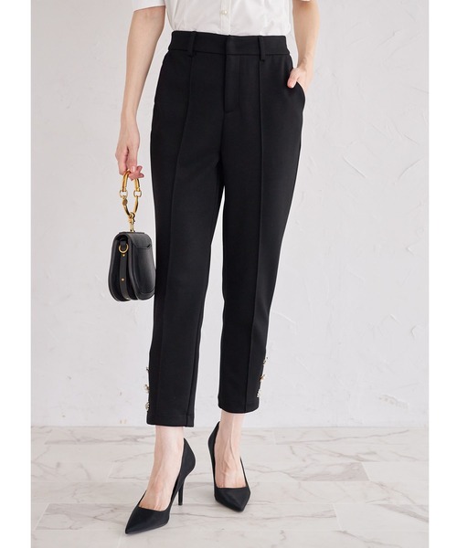 tocco closet(トッコ クローゼット)の「多種ビジュー飾り釦付きダンボールテーパードパンツ(その他パンツ・レディース・ブラック/ベージュ・M)」の7枚目の写真