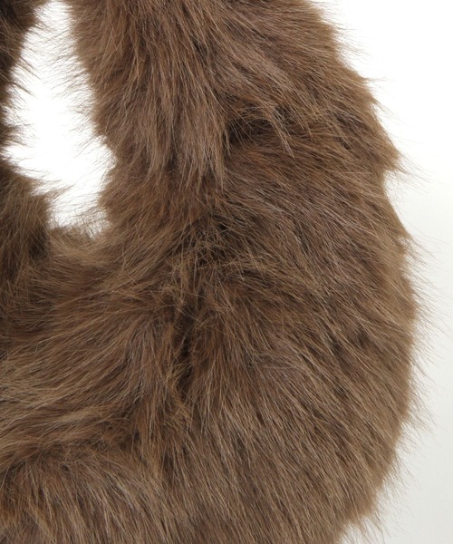 studio CLIP(スタディオクリップ)の「【daily CLIP】オーバルファーバッグ(ハンドバッグ・レディース・グレー/ブラウン・FREE)」の7枚目の写真