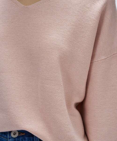 cloenc（クロエンス）の「【手洗い可】Vネックラメガターニット（ニット/セーター・レディース・ブラック系3/ブラウン系その他4/ライトグレー系3/ベージュ系3/ベージュ系その他7/ピンク系4・02/00）」の7枚目の写真