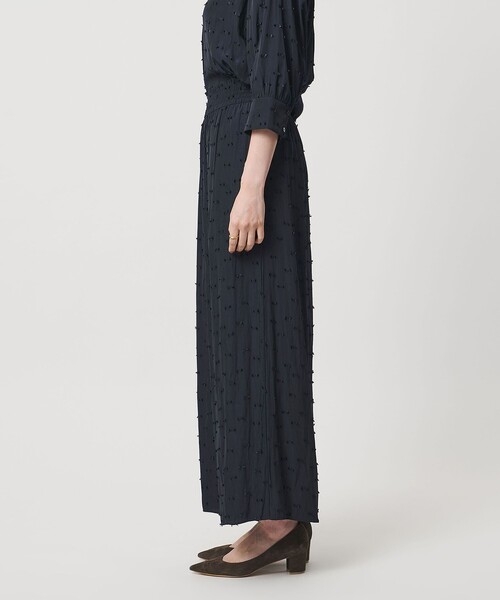 UNITED ARROWS(ユナイテッドアローズ)の「ドットカットジャガード イージー ワイド パンツ ‐ウォッシャブル‐(その他パンツ・レディース・ブラック/ネイビー・38/36)」の8枚目の写真