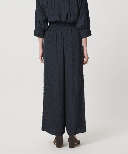 UNITED ARROWS(ユナイテッドアローズ)の「ドットカットジャガード イージー ワイド パンツ ‐ウォッシャブル‐(その他パンツ・レディース・ブラック/ネイビー・38/36)」の9枚目の写真