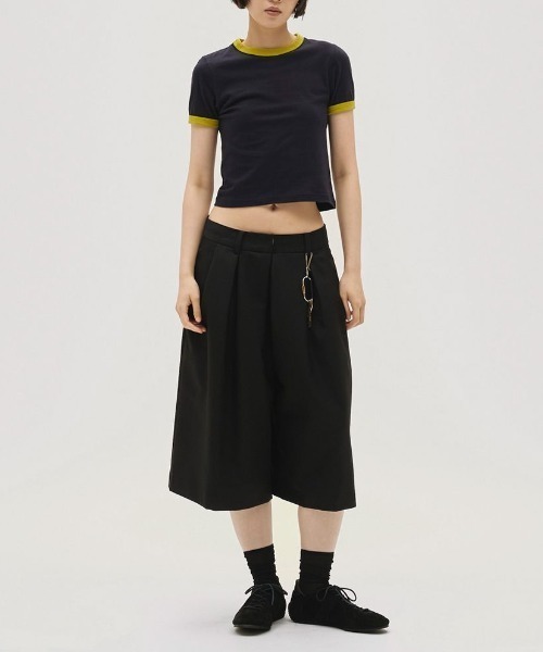 TODAYFUL(トゥデイフル)の「【TODAYFUL/トゥデイフル】Twill Bermuda Pants/ツイルバミューダパンツ(その他パンツ・レディース・ブラック/ダークブラウン系・36/38)」の4枚目の写真