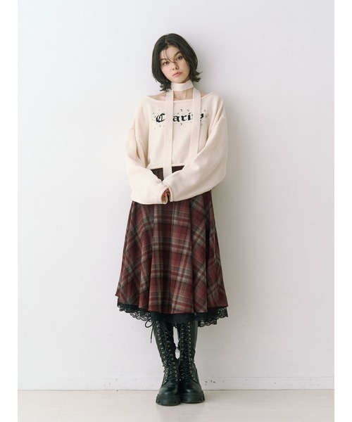 jouetie（ジュエティ）の「オフショルチョーカーショートニット（ニット/セーター・レディース・アイボリー/ブラック/グレー・MEDIUM）」の8枚目の写真