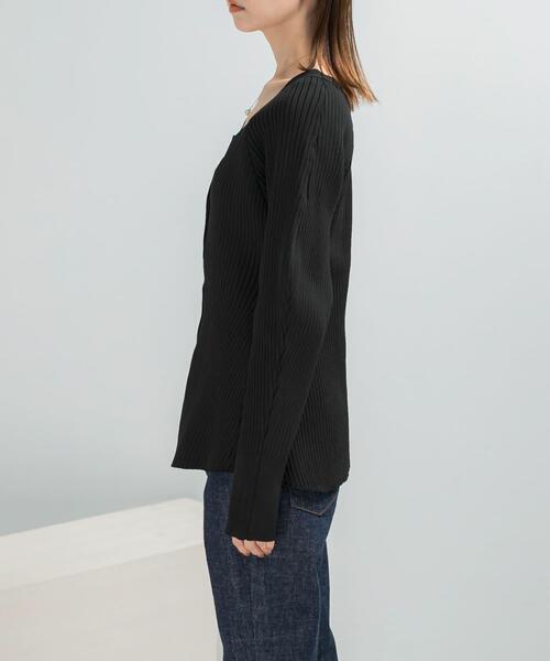 URBAN RESEARCH ROSSO WOMEN(アーバンリサーチ ロッソ)の「ELENDEEK SILHOUETTE ENSEMBLE KT(カーディガン/ボレロ・レディース・ブラック/ラベンダー・FREE)」の6枚目の写真