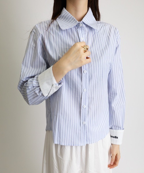 Max J(マックスジェイ)の「【Max J】カフ刺繍 ストライプシャツ(シャツ/ブラウス・レディース・ブルー・FREE)」の1枚目の写真