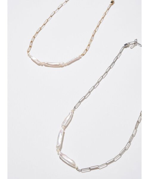 ELENDEEK(エレンディーク)の「スティックパールネックレス(ネックレス・レディース・ゴールド/シルバー・FREE)」の3枚目の写真