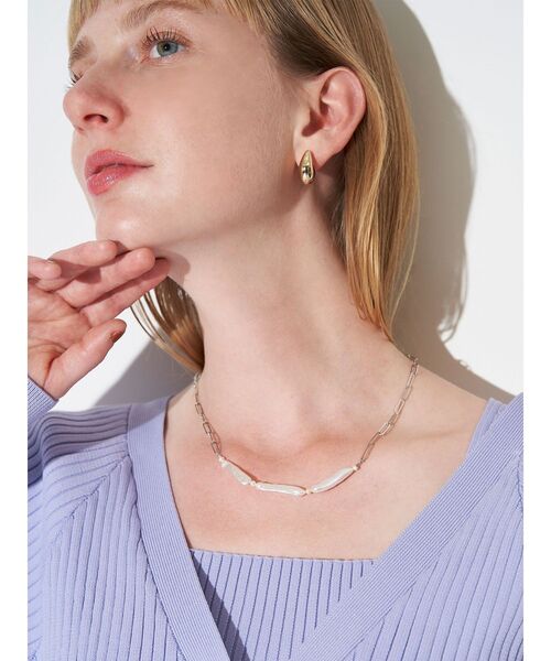 ELENDEEK(エレンディーク)の「スティックパールネックレス(ネックレス・レディース・ゴールド/シルバー・FREE)」の4枚目の写真