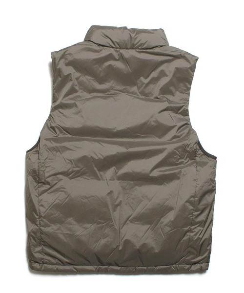 NANGA(ナンガ)の「NANGA-オーロラテックス スタンドカラー ダウンベスト(ダウンベスト・メンズ・グレー/ブラック・M/L/XL)」の10枚目の写真